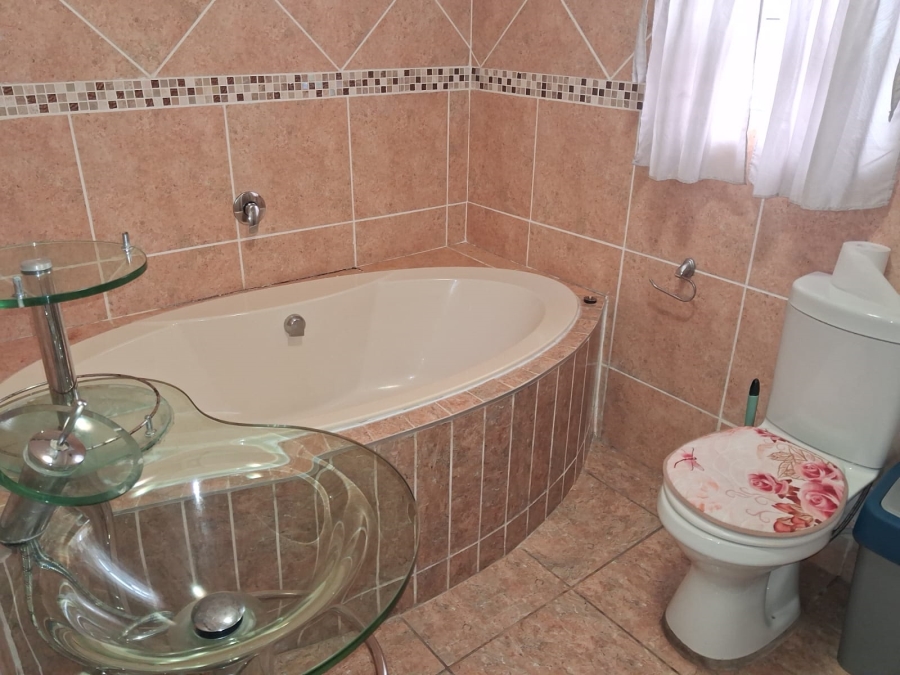 To Let 1 Bedroom Property for Rent in Gonubie North Eastern Cape